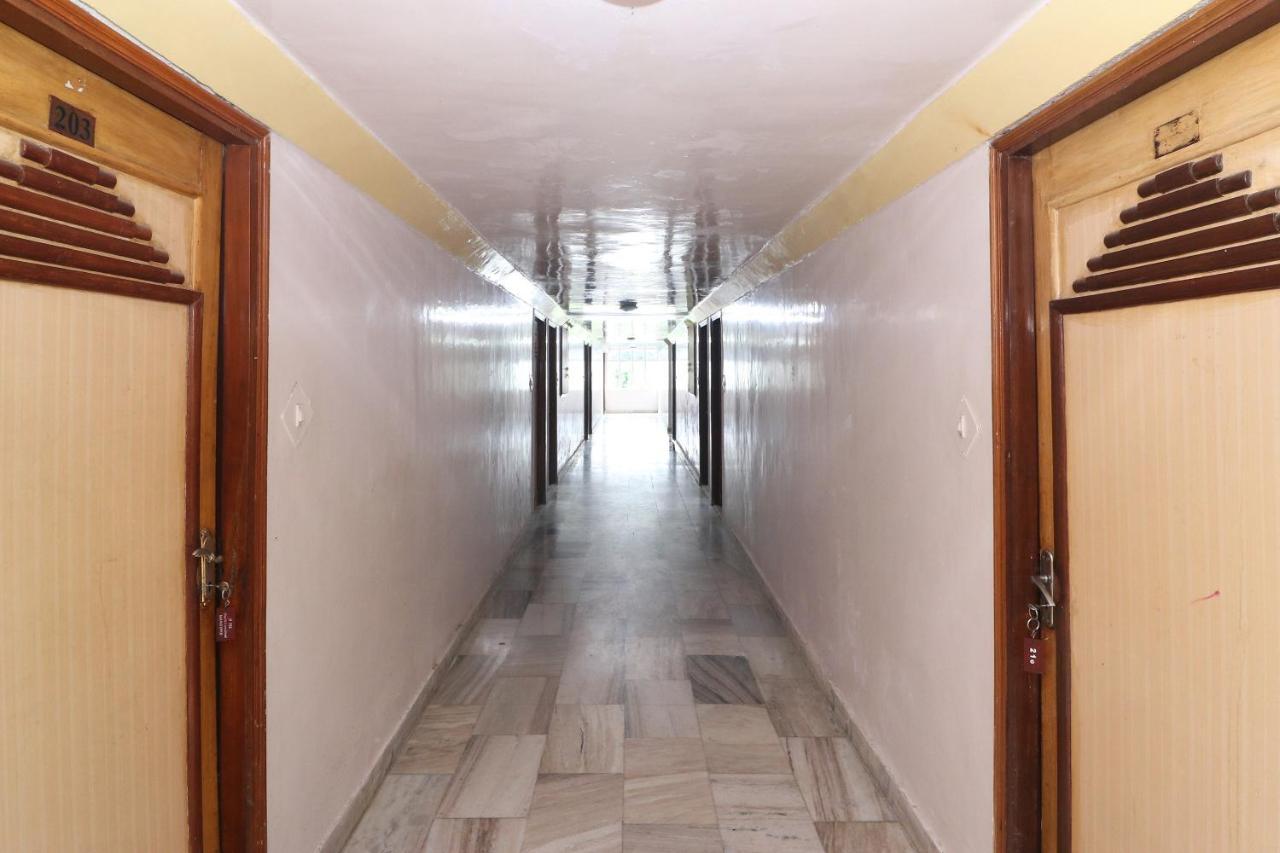 בודהגאיה Oyo 16112 Hotel Uruvela International מראה חיצוני תמונה