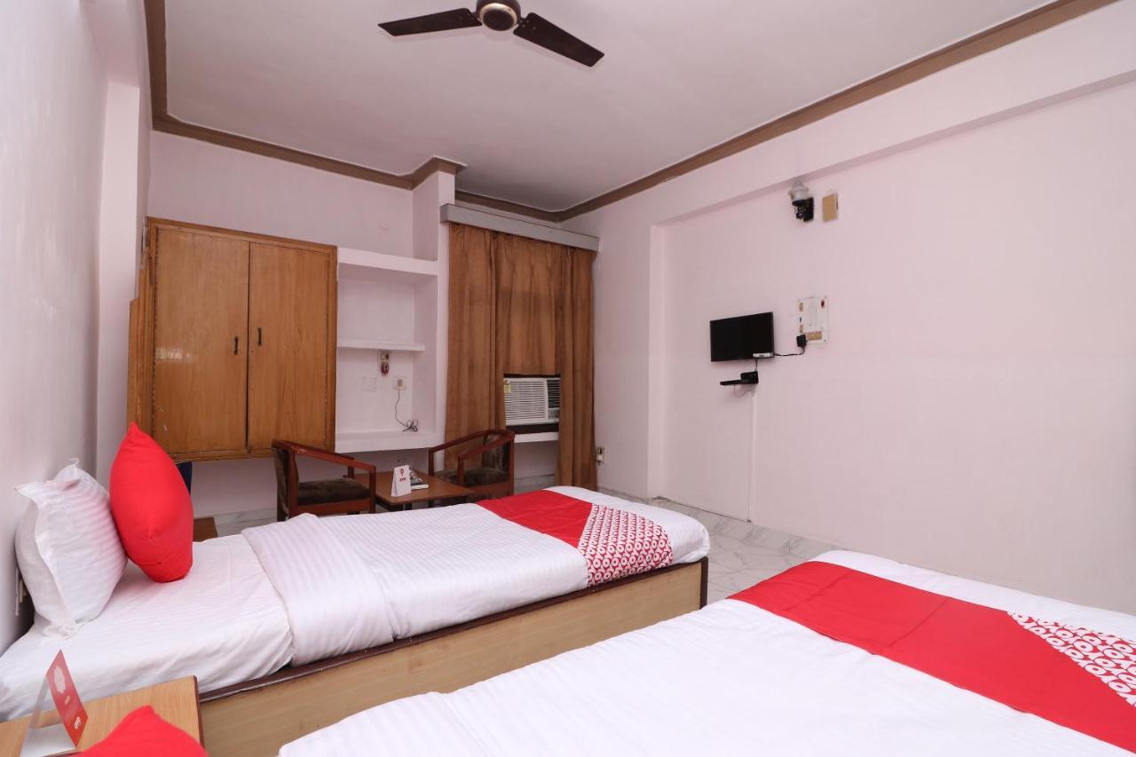 בודהגאיה Oyo 16112 Hotel Uruvela International מראה חיצוני תמונה