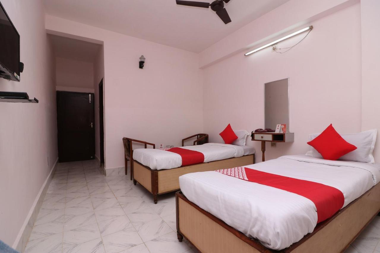 בודהגאיה Oyo 16112 Hotel Uruvela International מראה חיצוני תמונה